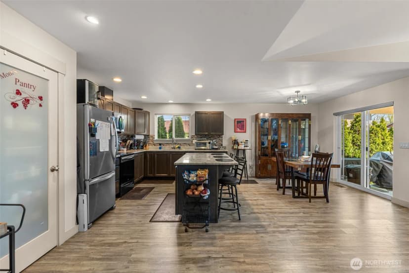 Property photo for 628 Craig Avenue, Wenatchee photo 9