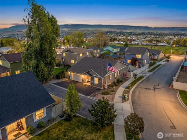 Property photo for 628 Craig Avenue, Wenatchee photo 3