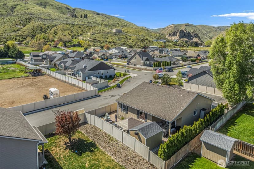 Property photo for 628 Craig Avenue, Wenatchee photo 27