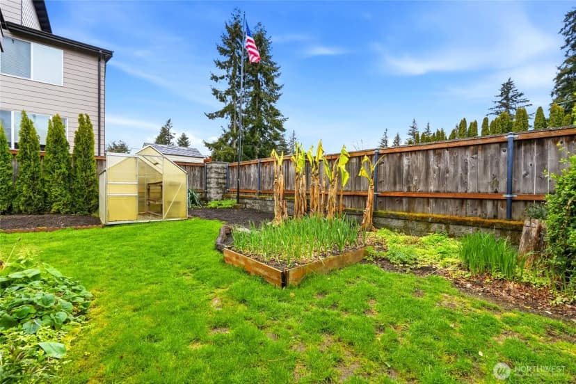 Property photo for 11613 25th Avenue Se, Everett photo 25
