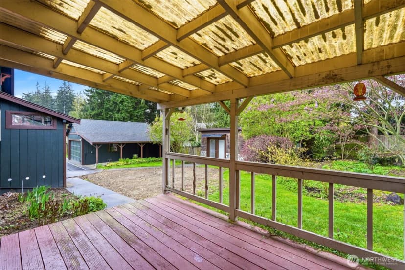 Property photo for 11613 25th Avenue Se, Everett photo 19