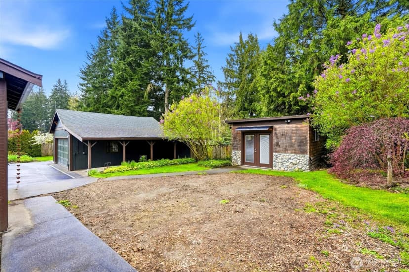 Property photo for 11613 25th Avenue Se, Everett photo 17
