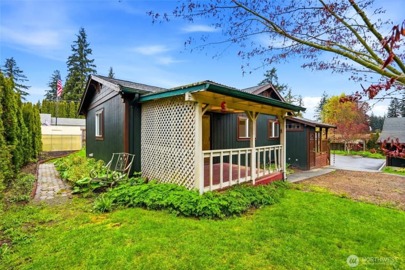 Property photo for 11613 25th Avenue Se, Everett photo 24