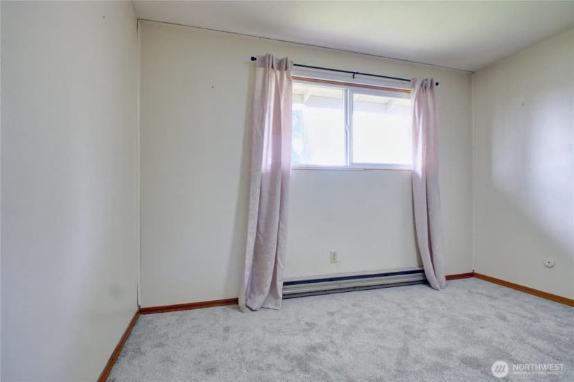 Property photo for 908 S 20th, Mount Vernon photo 14