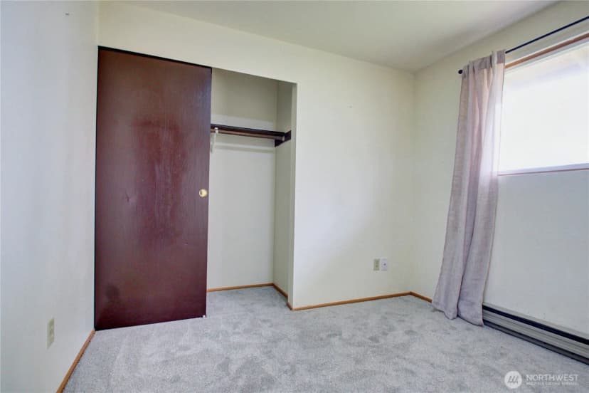 Property photo for 908 S 20th, Mount Vernon photo 16