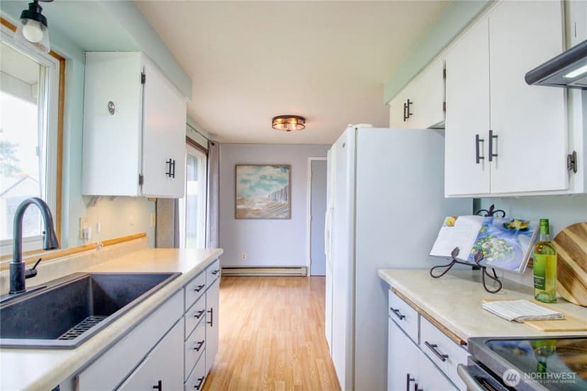 Property photo for 908 S 20th, Mount Vernon photo 6