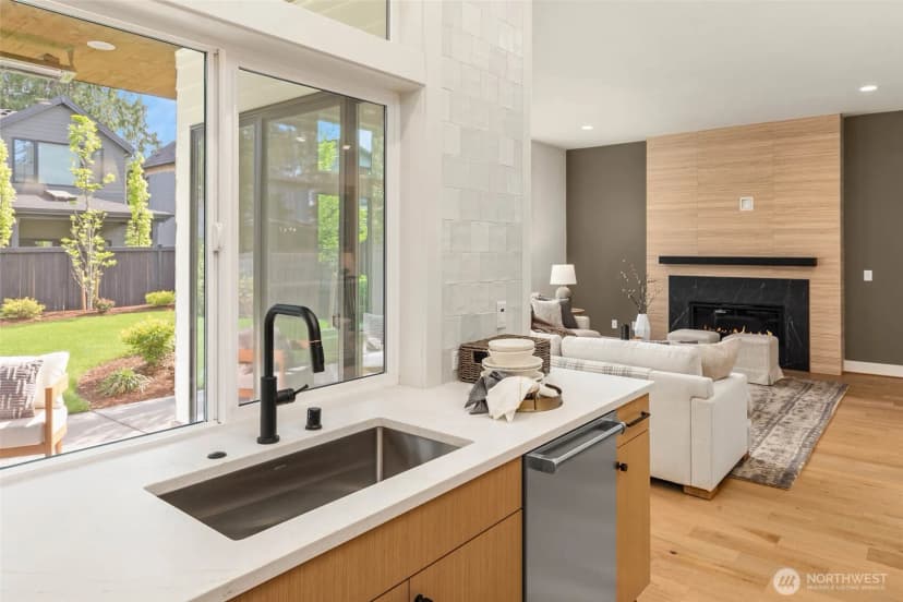 Property photo for 13121 Ne 104th Street, Kirkland photo 14