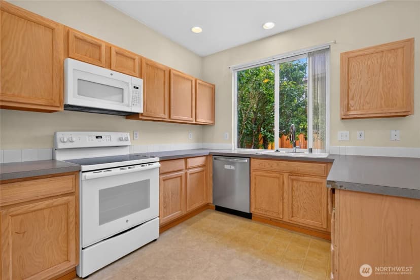 Property photo for 15106 48th Avenue Se, Everett photo 14