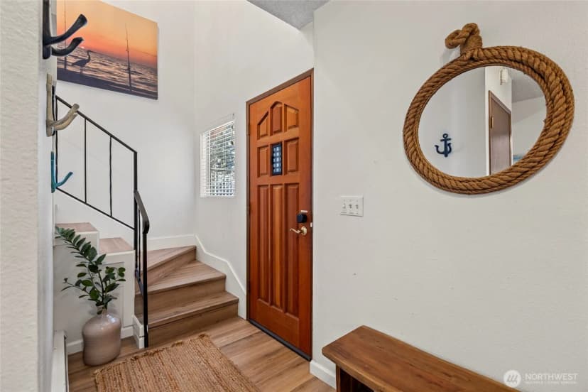 Property photo for 8252 Beach Way Drive, Blaine photo 6