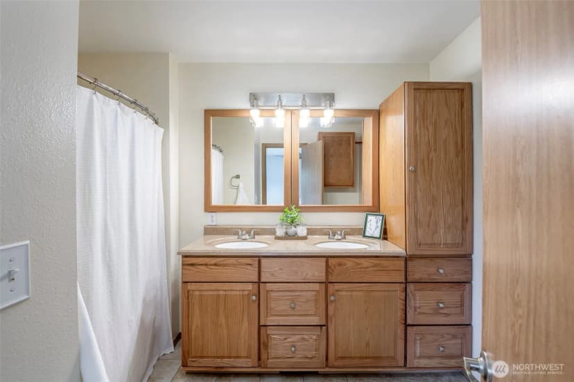 Property photo for 10428 Brighton Street Se, Yelm photo 20