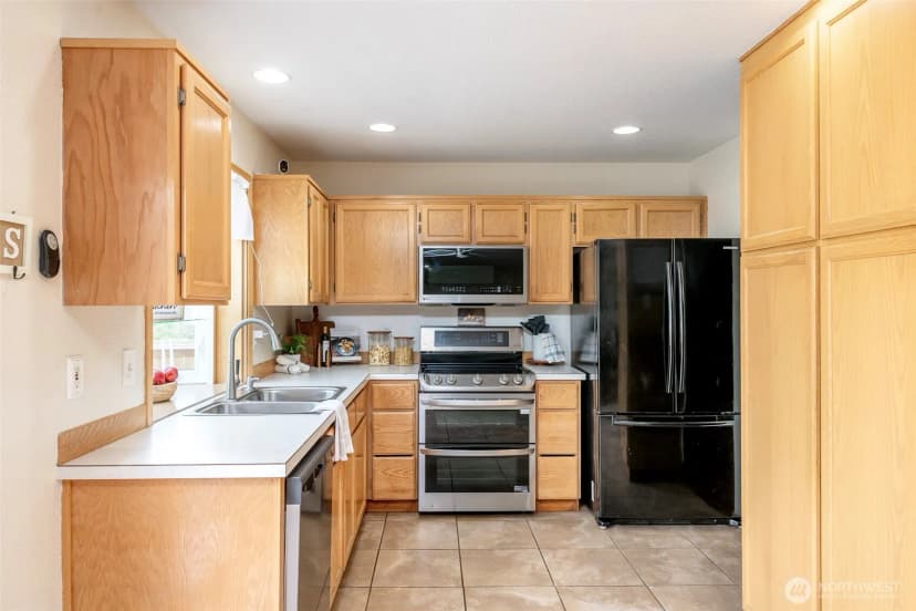 Property photo for 10428 Brighton Street Se, Yelm photo 8