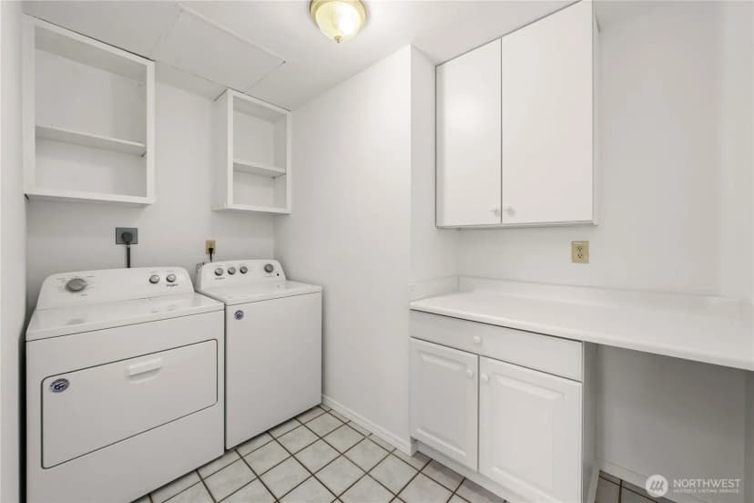 Property photo for 25460 111th Avenue Se, Kent photo 16