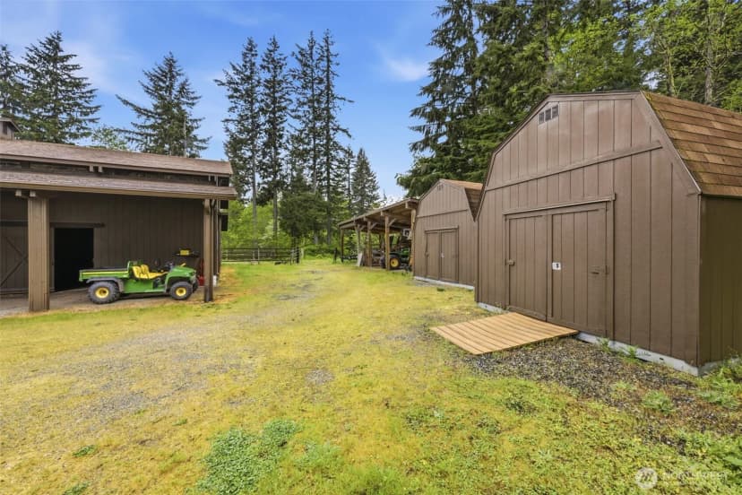 Property photo for 42732 284th Avenue Se, Enumclaw photo 38