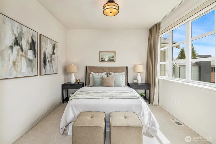 Property photo for 3215 W Lynn Street, Seattle photo 19