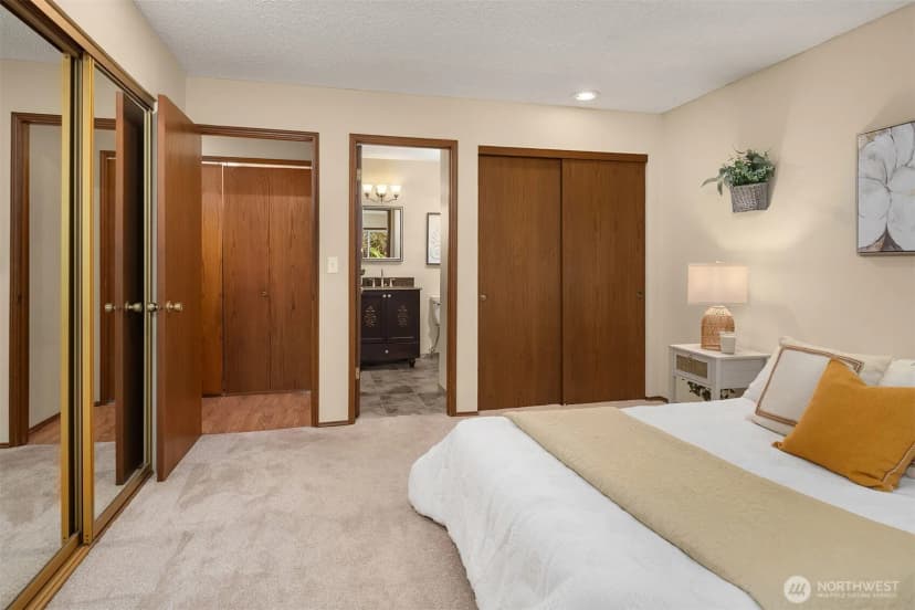 Property photo for 17427 Ne 88th Place, Redmond photo 15