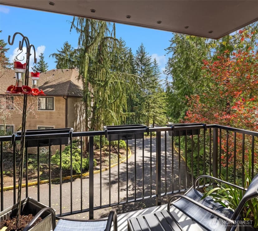 Property photo for 17427 Ne 88th Place, Redmond photo 12