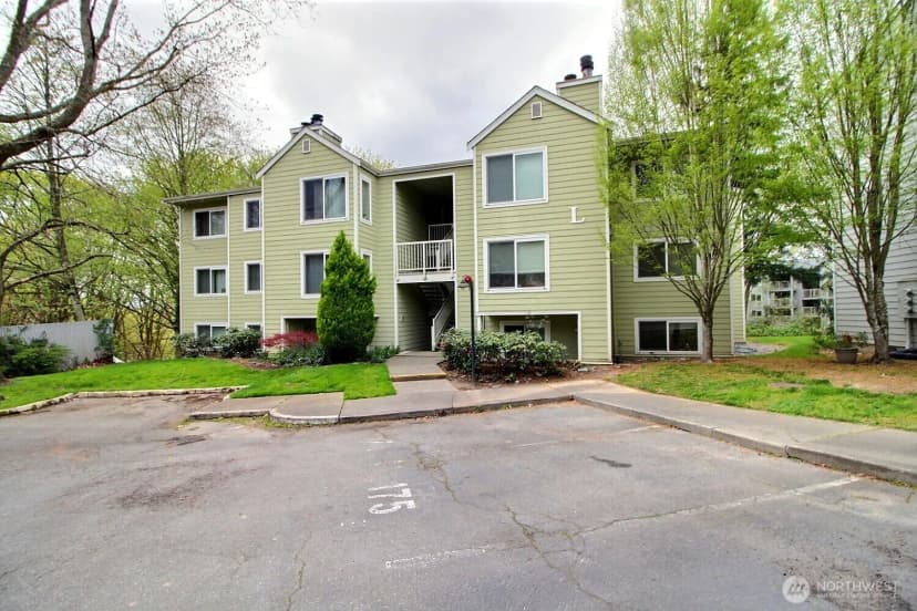 Property photo for 975 Aberdeen Avenue Ne #l202, Renton photo 16