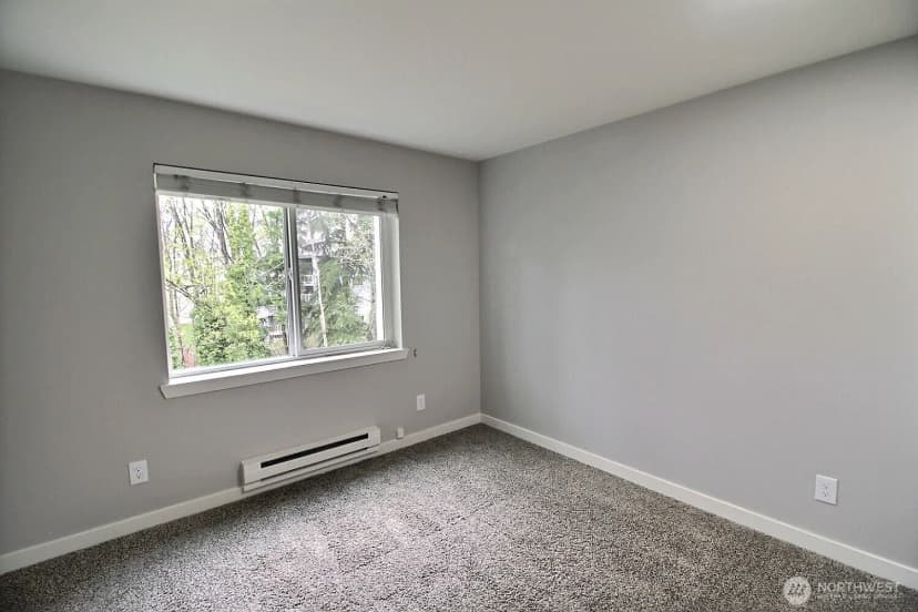 Property photo for 975 Aberdeen Avenue Ne #l202, Renton photo 14