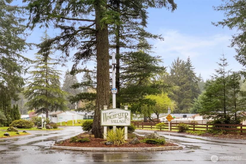 Property photo for 1919 Se Richmond Lane, Port Orchard photo 28