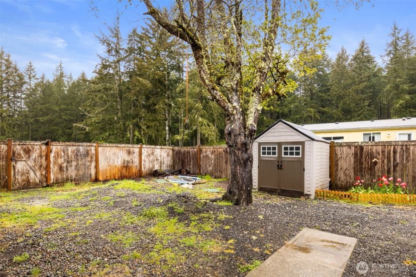 Property photo for 1919 Se Richmond Lane, Port Orchard photo 26