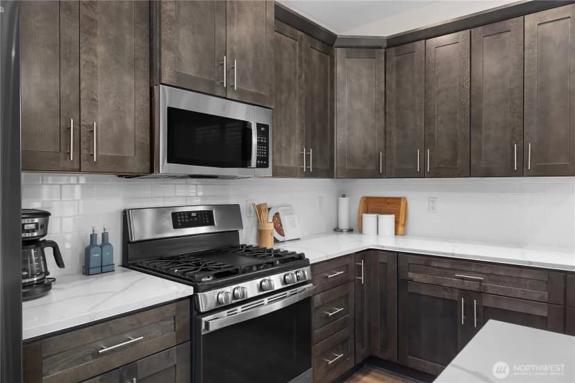 Property photo for 903 Cody Street Se, Rainier photo 9
