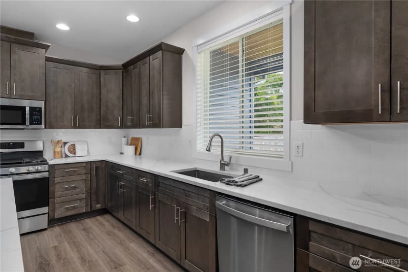Property photo for 903 Cody Street Se, Rainier photo 8
