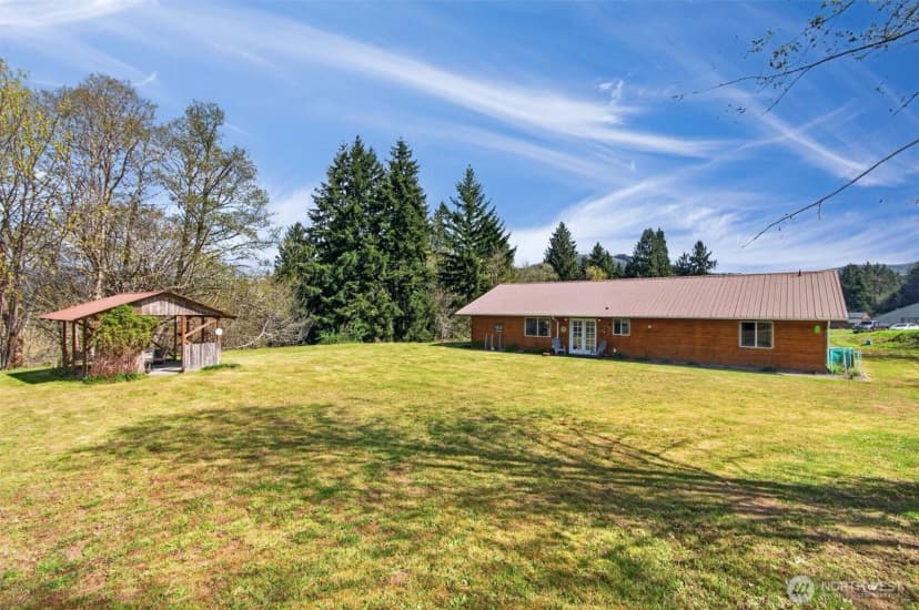 Property photo for 26 Dodge Meadow Drive, Cathlamet photo 31