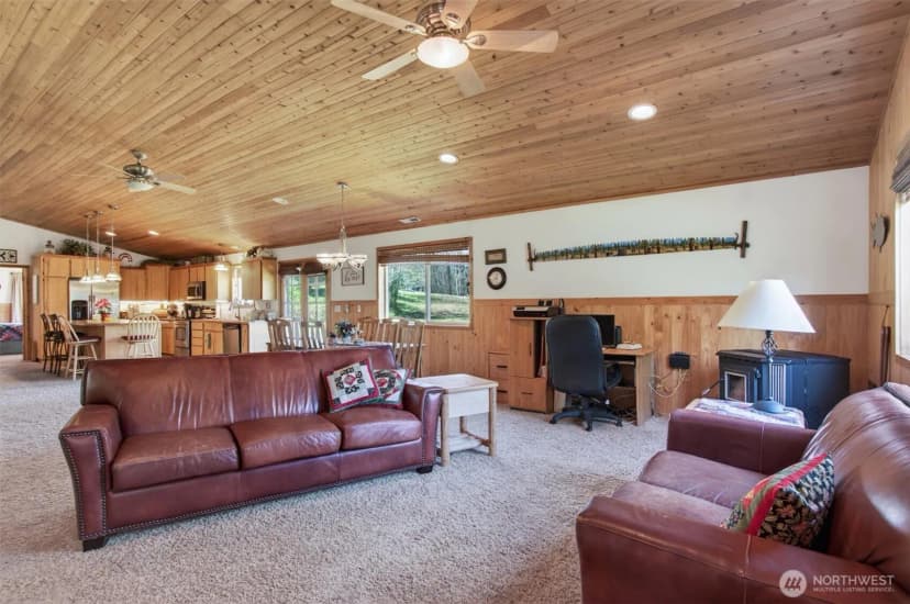 Property photo for 26 Dodge Meadow Drive, Cathlamet photo 10