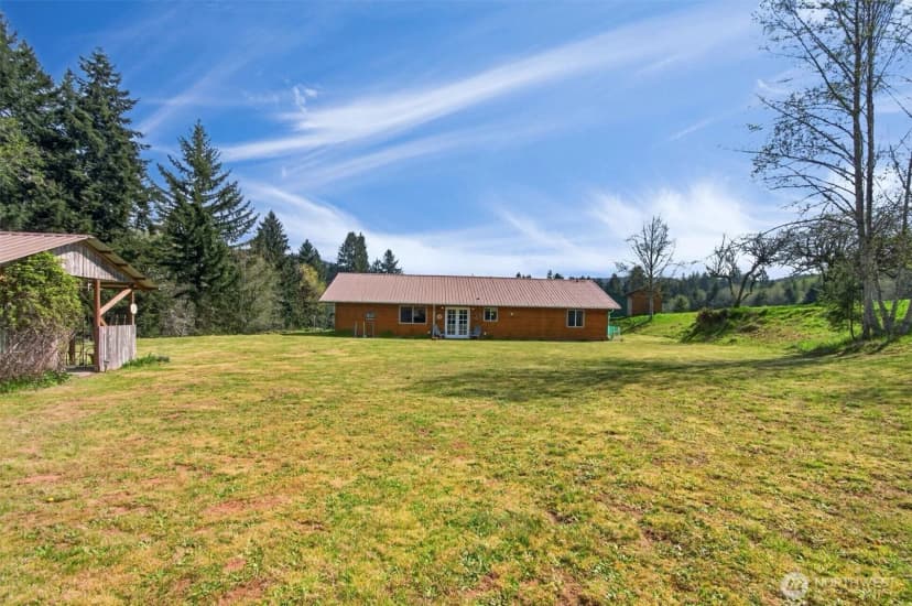 Property photo for 26 Dodge Meadow Drive, Cathlamet photo 30