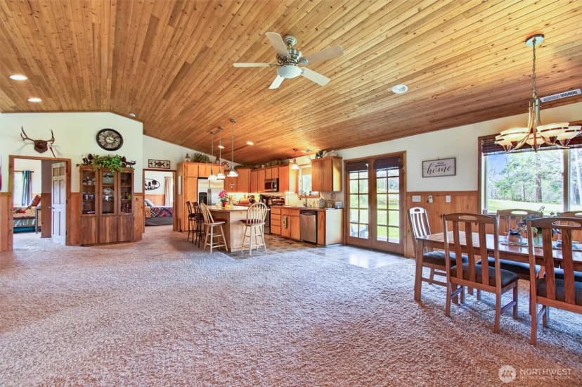 Property photo for 26 Dodge Meadow Drive, Cathlamet photo 3