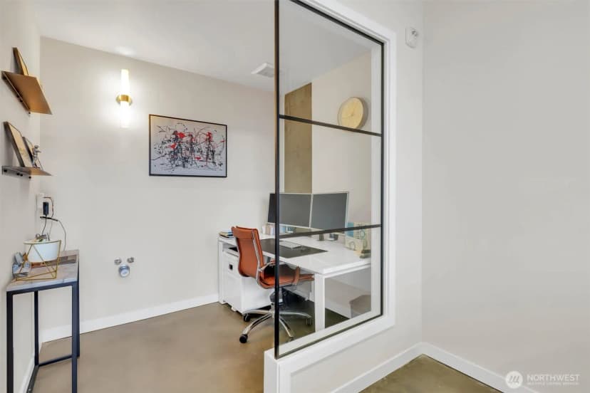 Property photo for 3334 Ne 65th Street #109, Seattle photo 8