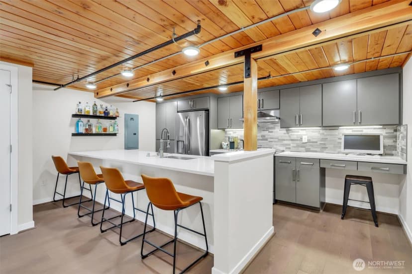 Property photo for 3334 Ne 65th Street #109, Seattle photo 12