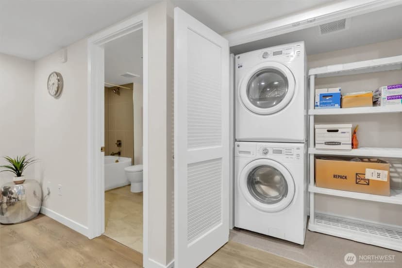 Property photo for 3334 Ne 65th Street #109, Seattle photo 18