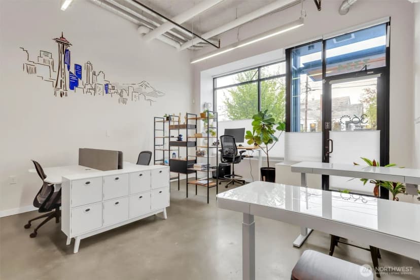 Property photo for 3334 Ne 65th Street #109, Seattle photo 6