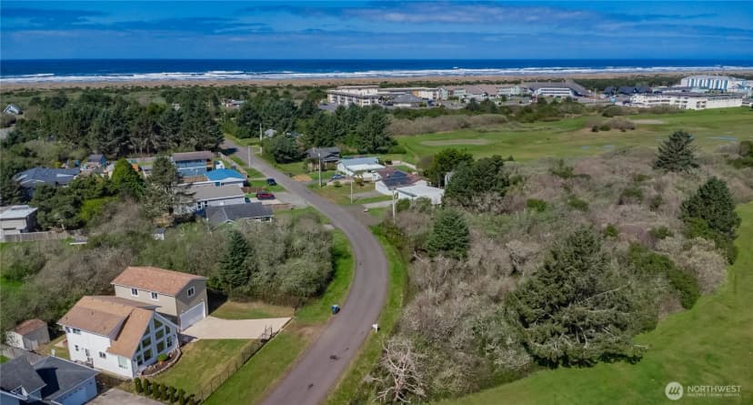 Property photo for 555 Ensign Avenue Nw, Ocean Shores photo 37