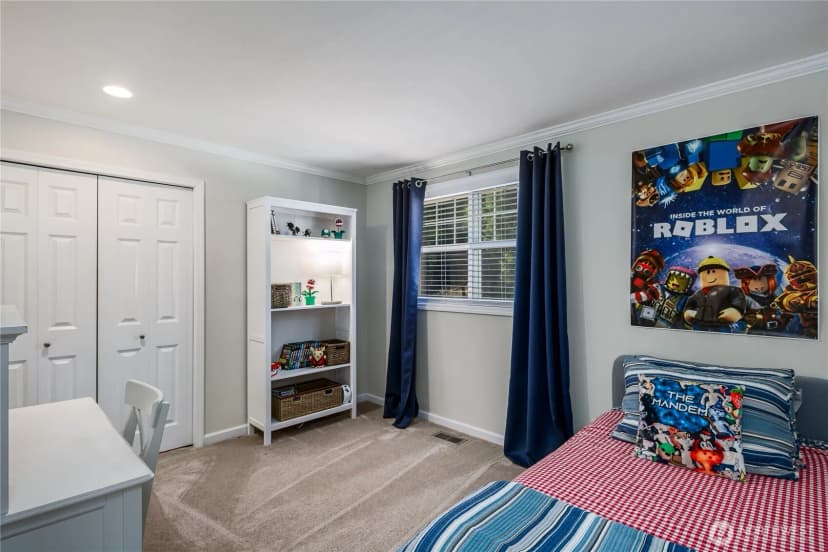 Property photo for 703 245th Place Ne, Sammamish photo 21