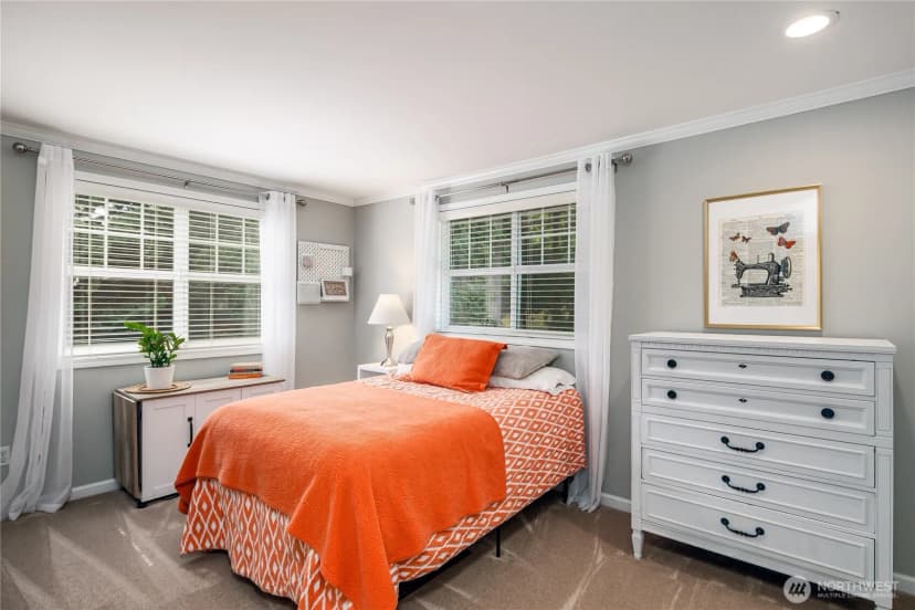 Property photo for 703 245th Place Ne, Sammamish photo 22