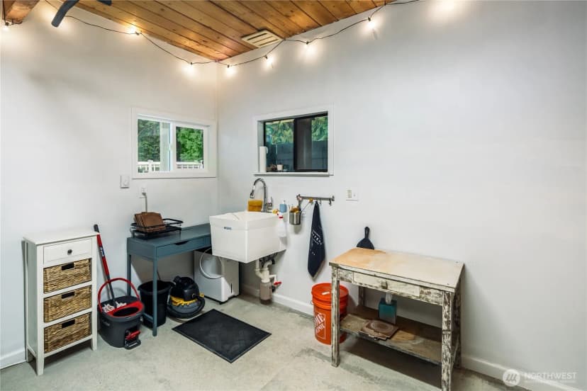 Property photo for 703 245th Place Ne, Sammamish photo 30