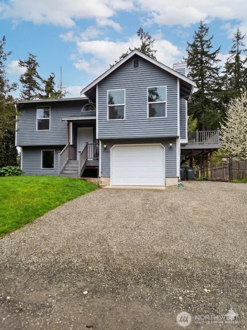 Property photo for 7195 E Stanley Lane, Port Orchard photo 3