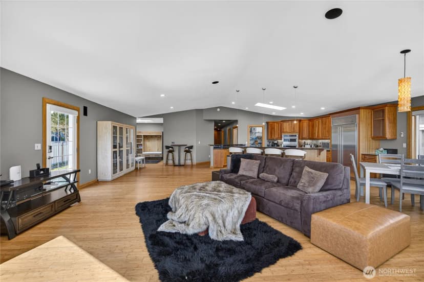 Property photo for 5309 Doon Way, Anacortes photo 10