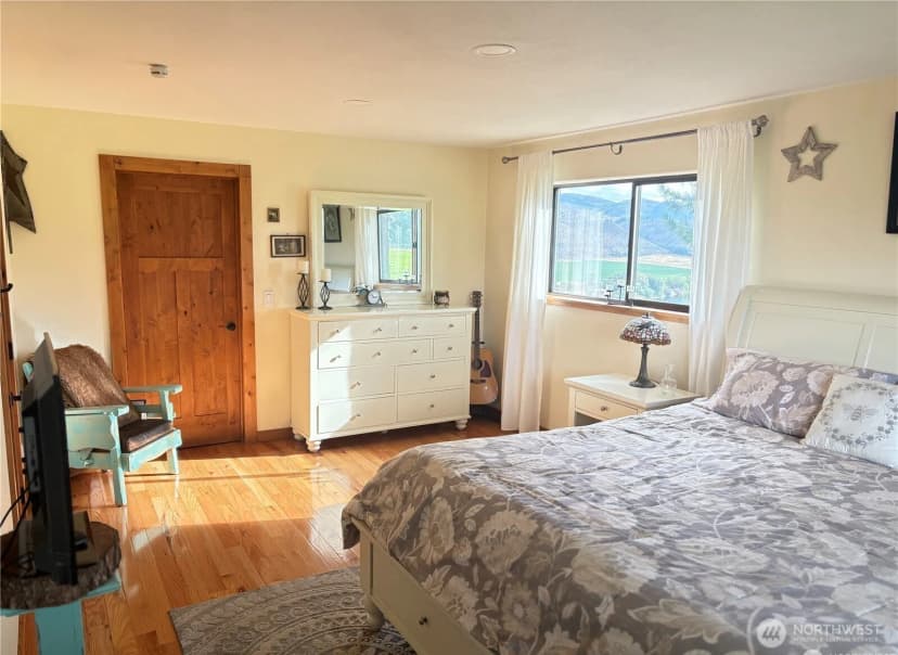 Property photo for 8 Mundinger Lane, Omak photo 14