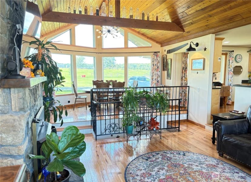 Property photo for 8 Mundinger Lane, Omak photo 6