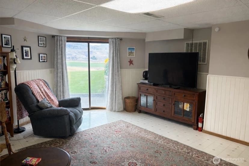 Property photo for 8 Mundinger Lane, Omak photo 24