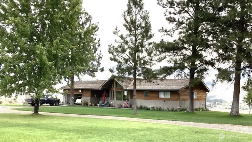 Property photo for 8 Mundinger Lane, Omak photo 32