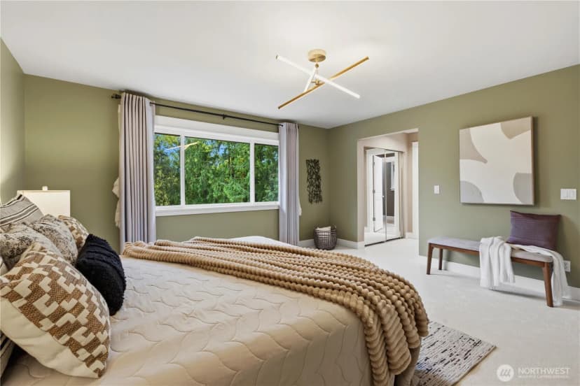 Property photo for 372 Wilderness Peak Drive Nw, Issaquah photo 19