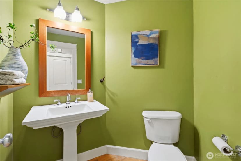 Property photo for 372 Wilderness Peak Drive Nw, Issaquah photo 16
