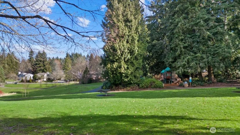 Property photo for 10210 163rd Avenue Ne, Redmond photo 7