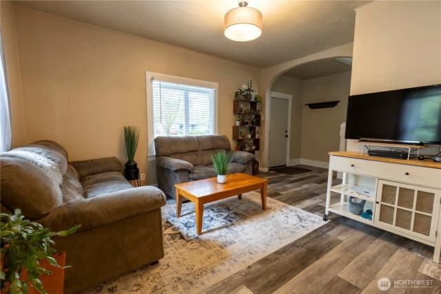 Property photo for 1088 Beach Avenue #a, Marysville photo 4