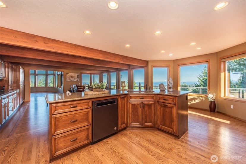 Property photo for 721 Sunset Heights Drive, Port Angeles photo 13