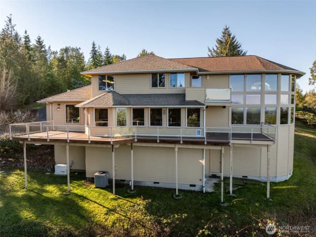 Property photo for 721 Sunset Heights Drive, Port Angeles